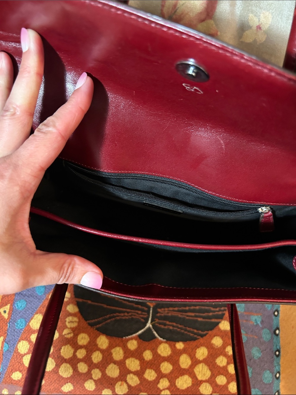 Adrienne Vittadini Deep Red Leather Satchel - Picture 5 of 8